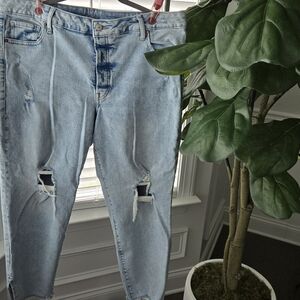 Old Navy Blue Ankle Cropped Jeans with Distressed Style